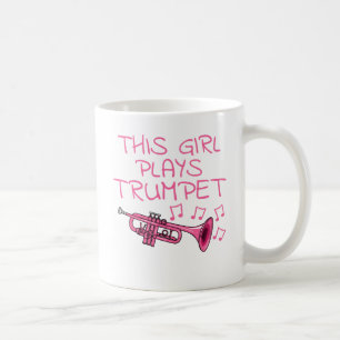 Taza De Café Esta Chica interpreta Trumpet, una mujer músico de