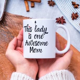 Taza De Café Esta dama es una maravillosa madre divertida en el