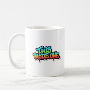 Taza De Café Esta tipografía de grafiti colorida modo uno