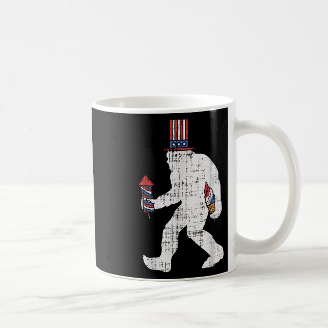 Taza De Café Estadounidense Sasquatch Funny Usa Bigfoot 4 De Ju (Derecha)
