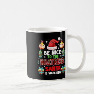 Taza De Café Estar Agradable Con La Camarera Santa Viendo Navid