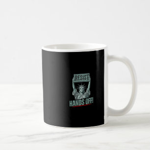 Taza De Café Estatua De La Resistencia A La Libertad De Manos F