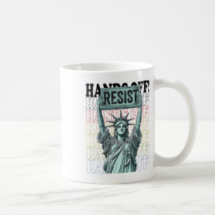 Taza De Café Estatua De La Resistencia A La Libertad De Manos F