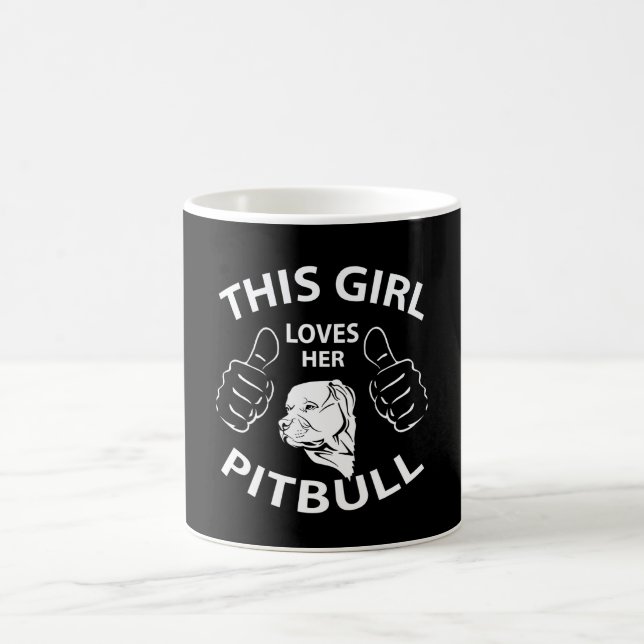Taza De Café "Este chica ama su pitbull " (Centro)