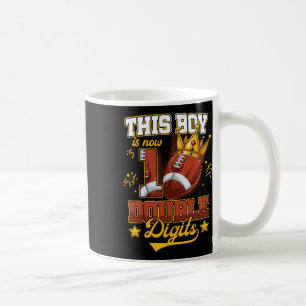 Taza De Café Este chico es ahora 10 dígitos dobles cumpleaños d