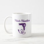 Taza De Café Estilistas De Pelo Púrpura Funny Hustler<br><div class="desc">Esta taza de café contiene el mensaje Hair Hustler en escritura violeta,  grabado encima de un ilustracion de un secador de estilo retro o secador de pelo. Las letras y los gráficos tienen un estilo angustiado para un aspecto vintage. Hace un gran regalo para los peluqueros y peluqueros.</div>