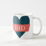 Taza De Café Estilo de época azul corazón negro<br><div class="desc">Guay diseño vintage corazón azul con pancarta roja y la palabra "papá". Perfecto para el Día del Padre o para cualquier otra ocasión cuando quieras que tu padre se sienta especial. Otros colores y muchos productos disponibles en mi tienda. Derechos reservados ©Iveta Angelova.</div>