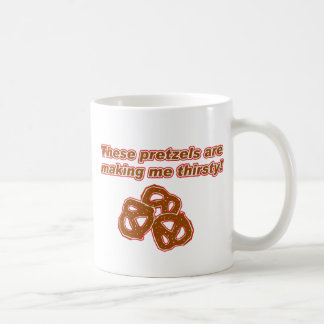 Taza De Café Estos pretzeles me están haciendo sediento