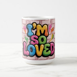 Taza De Café Etiqueta de grafiti 'Estoy tan amado' en ladrillo