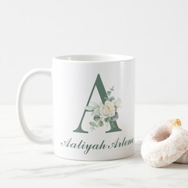 Taza De Café Eucalipto elegante y Personalizado Rosa Inicial A (Con donut)