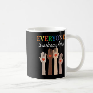 Taza De Café Everyone Is Welcome Here Idaho T-shirt1.png 