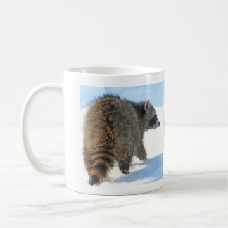 Taza De Café Excursión del mapache del invierno