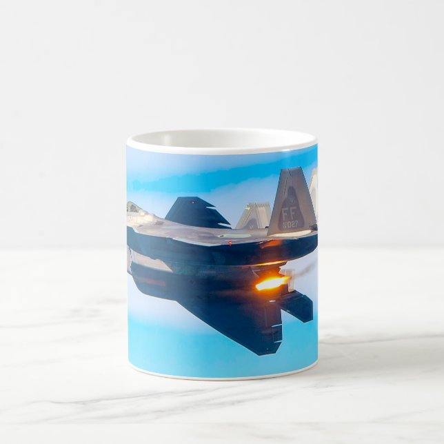 TAZA DE CAFÉ F-22 RAPTOR (Centro)