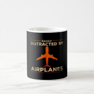 Taza De Café Fácilmente Distraído Por Aviones Aviares