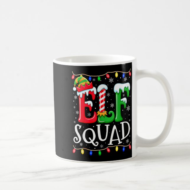 Taza De Café Family Christmas Matching Pajamas Elf Xmas Squad  (Derecha)