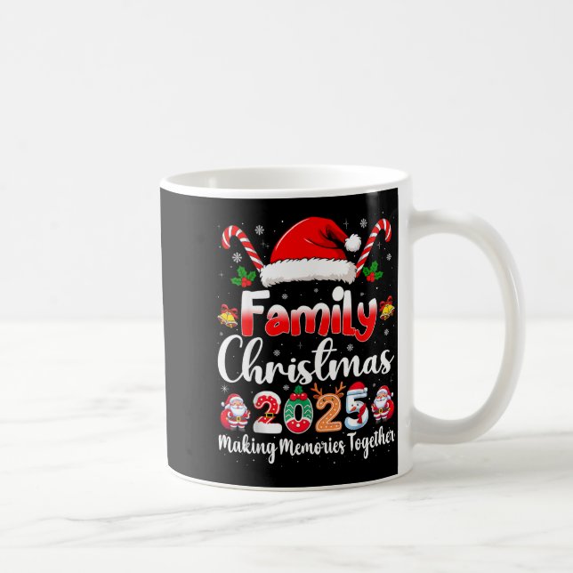 Taza De Café Family Crew Christmas Squad 2025 Funny Xmas Matchi (Derecha)