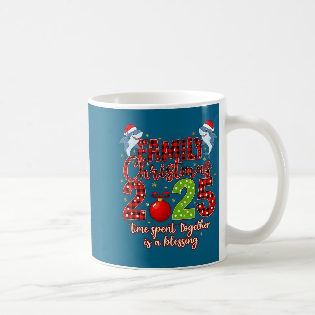 Taza De Café Family Shark Christmas 2025 Santa Merry Time Spent (Derecha)
