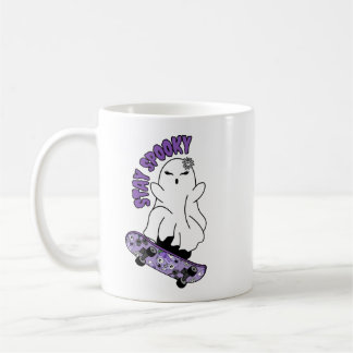 Taza De Café Fantasma "Stay Spooky" en una skateboard - Guay Pu