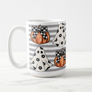 Taza De Café Fantasma y calabazas caídas
