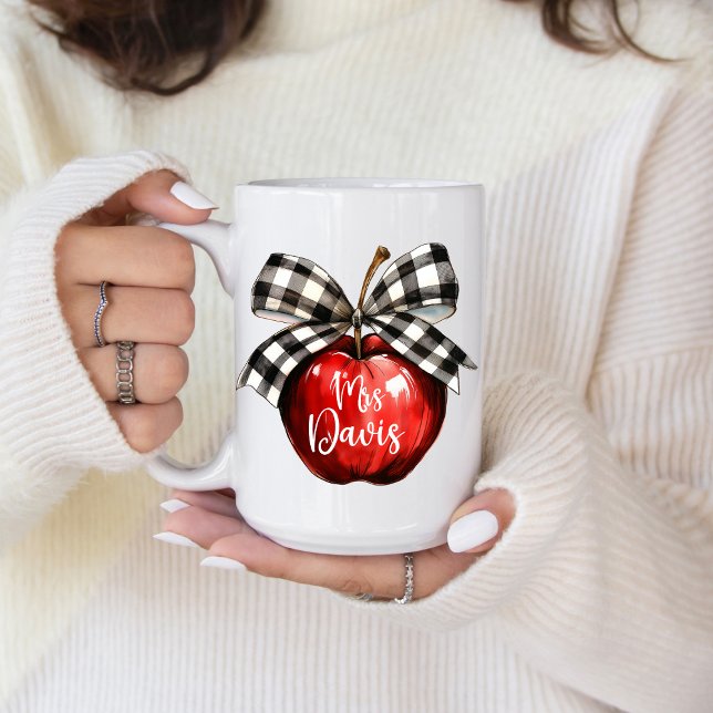 Taza De Café Favorite Teacher Coffee Mug (Personalize this cute favorite teacher apple coffee mug. )