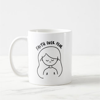 Taza De Café Fe sobre Miedo - Mensaje Inspirador y Positivo