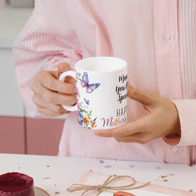 Taza De Café Felices mariposas en el Día de la Madre (Subido por el creador)