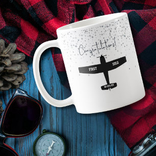Taza De Café Felicidades al Piloto Estudiante por su Primer Vue