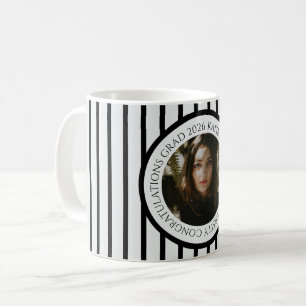 Taza De Café Felicitaciones modernas y elegantes para graduació