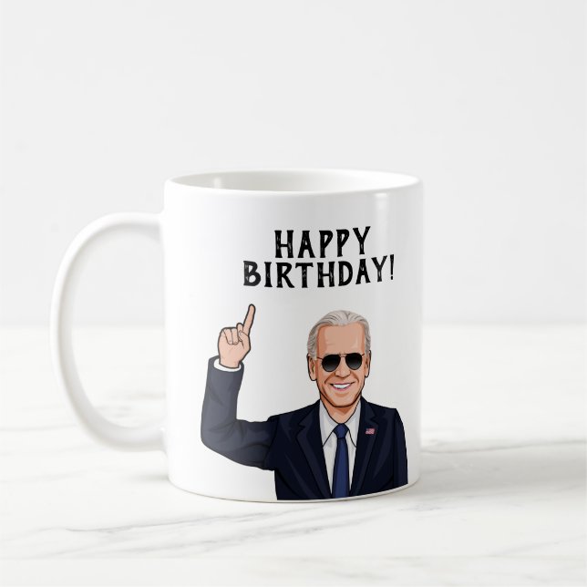 TAZA DE CAFÉ FELIZ CUMPLEAÑOS DE JOE BIDEN (Izquierda)