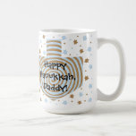 Taza De Café Feliz Hanukkah/Chanukah Blue/Brown Star Mug<br><div class="desc">Feliz Chanukah/Hanukkah Blue/Brown, Star Mug. Estrella tachó la taza de regalo de Chanukah/Hanukkah. ¡Suprímase "Feliz Hanukkah, papá! Mucho amor, Amy, Jason, Sammy y Julia" y reemplácelas con tus palabras. Personalizar usando su estilo de letra favorito, tamaño, color y texto para personalizar mug! ¡Disfruten y Feliz Chanukah/Hanukkah! Gracias por detenerse y...</div>