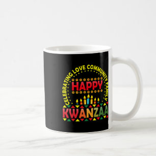 Taza De Café Feliz Kwanzaa celebrando el amor por los Navidades