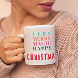 Taza De Café Feliz Navidad nombre personalizado de la tipografí