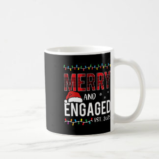 Taza De Café Feliz y Comprometida 2025 Cuadrillé Rojo a Juego N