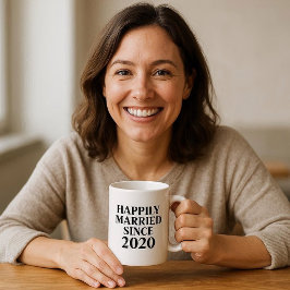Taza De Café Felizmente Casados Desde Parejas Personalizadas