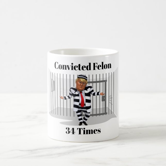 Taza De Café Felon Coffee Mug condenado por Trump (Centro)