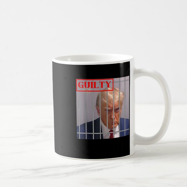 Taza De Café Felon Donald Trump (culpable) lo encerró en prisió (Derecha)