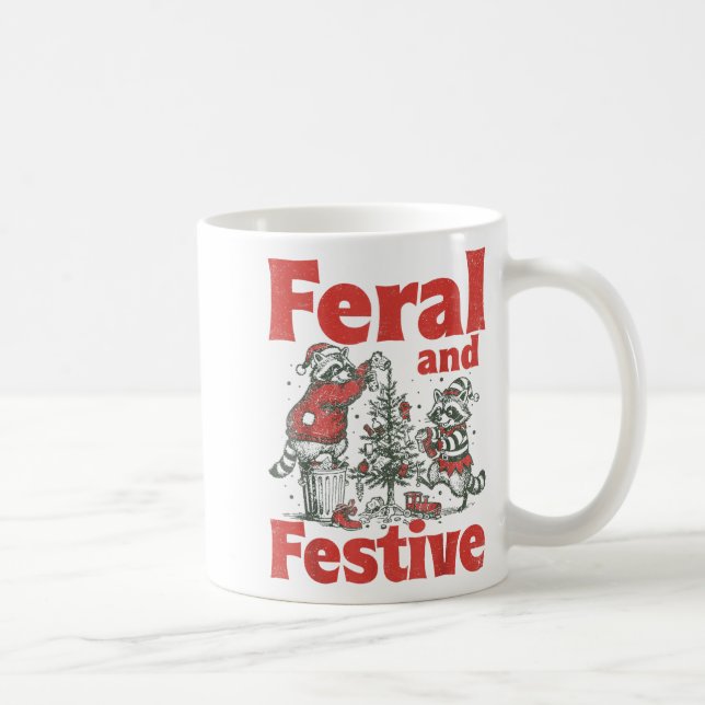 Taza De Café Feral And Festive Raccoon Santa Christmas Holiday  (Derecha)