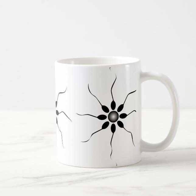 Taza De Café Fertilización feliz de la esperma. Blanco y negro (Derecha)
