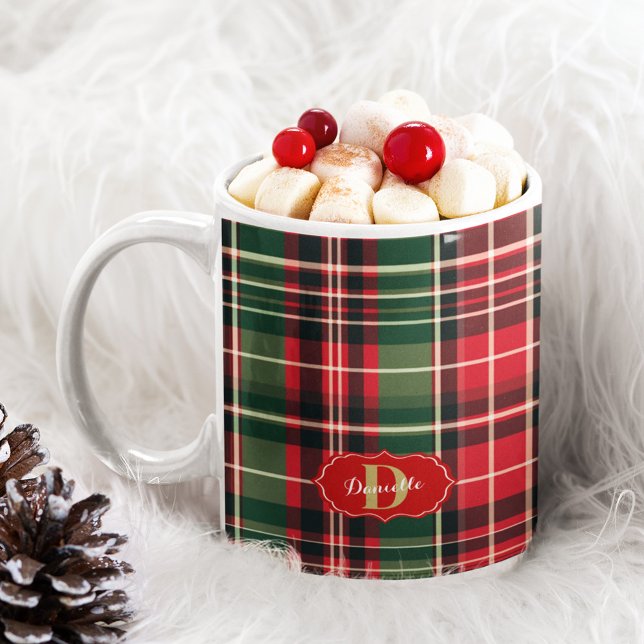 Taza De Café Festividad de Monograma en Navidades verdes rojos (Red Green Christmas Festive Plaid Monogram Holiday Coffee Mug)
