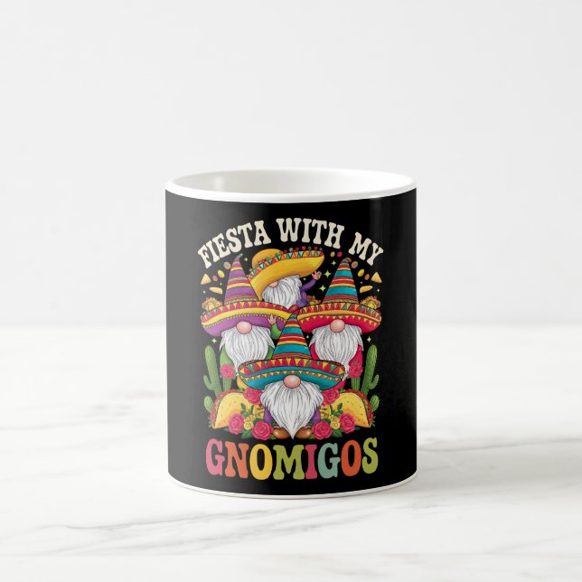 Taza De Café Fiesta Con Mis Gnomigos Gnome Cinco De Mayo (Centro)