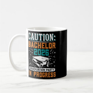 Taza De Café Fiesta de Graduación de Caution Bachelor 2026 G
