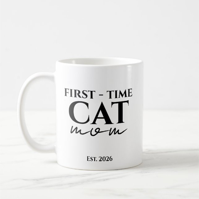 Taza De Café First Time Cat Mom Est. Year Personalized Text (Izquierda)