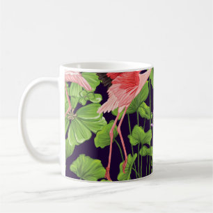 Taza De Café Flamingo, plantas tropicales, fondo negro.