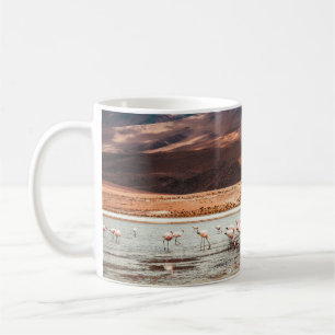 TAZA DE CAFÉ FLAMINGOS EN EL CUERPO DEL AGUA