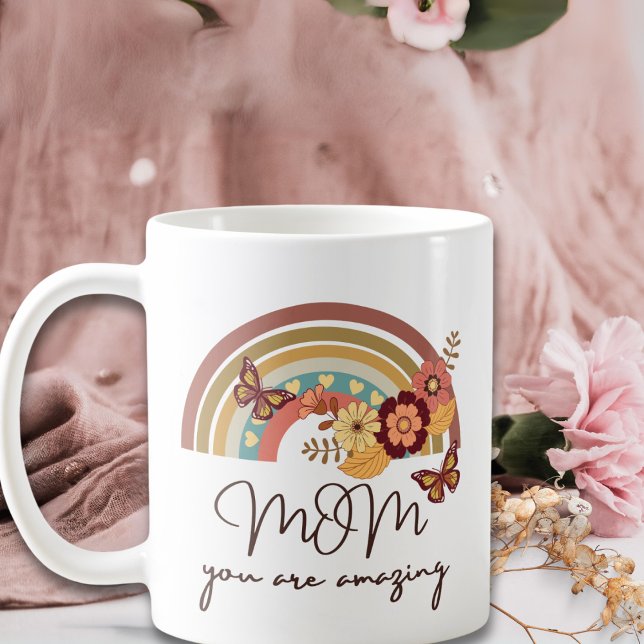 Taza De Café Flor de arcoiris retro moderna, MAMÁ, eres asombro (Subido por el creador)