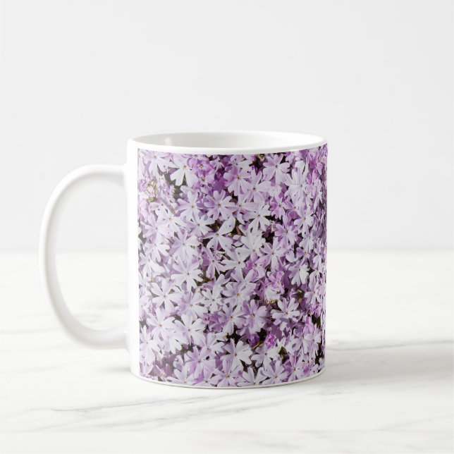 Taza De Café Flor morada, fondo de frescura de verano. (Izquierda)