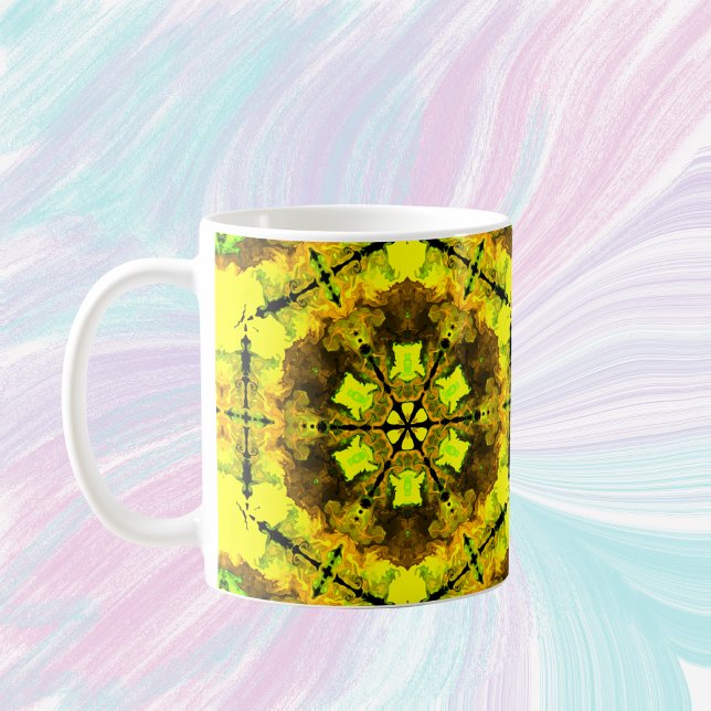 Taza De Café Flor psicodélica Kaleidoscopo Amarilla y Verde (Subido por el creador)