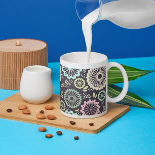 Taza De Café Flor rosa pastel suave y verde azulada Botánica de