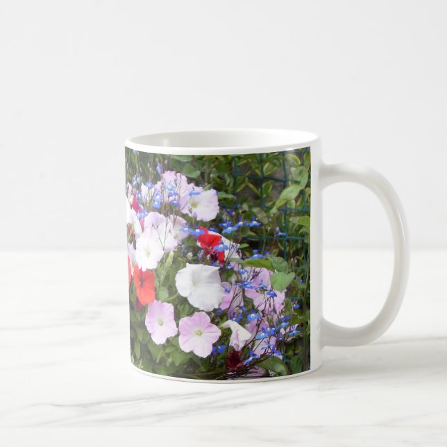 Taza De Café Flor rosa roja y blanca de Petunia (Derecha)