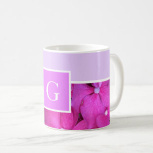 Taza De Café Flora rosa brillante monogramo